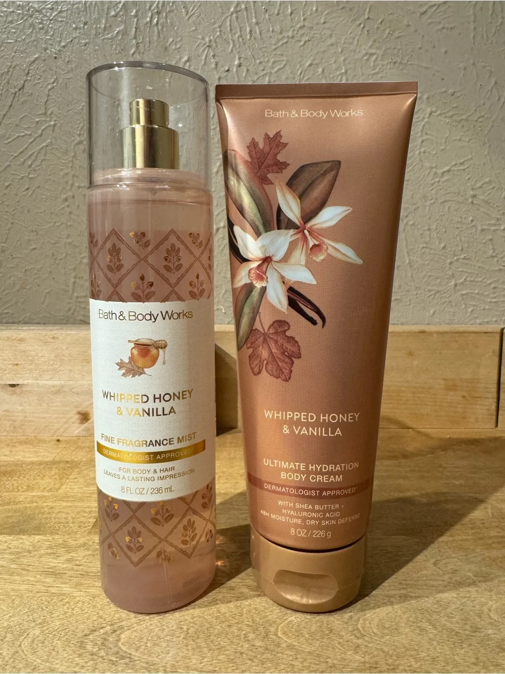 NWT Whipped Honey & Vanilla Fragrance Mist & Body Cream Bundle